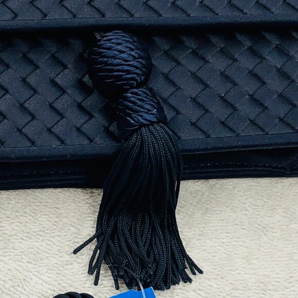 EUC Saks Fifth Avenue Clutch w/Strap, Dark Navy, Pocket, 7" L x 5" T x 2" Deep - Picture 3 of 13